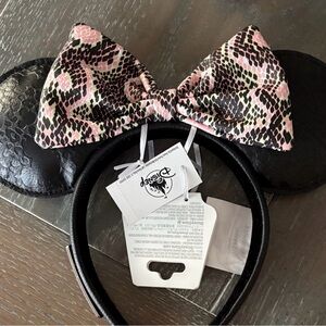 Disney Black and Pink animal kingdom loungefly ears!